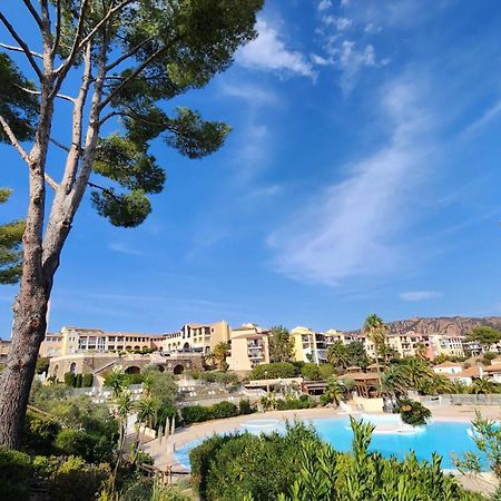 Saint-Raphael- Vue Mer Et Massif De L'Esterel Luaran gambar