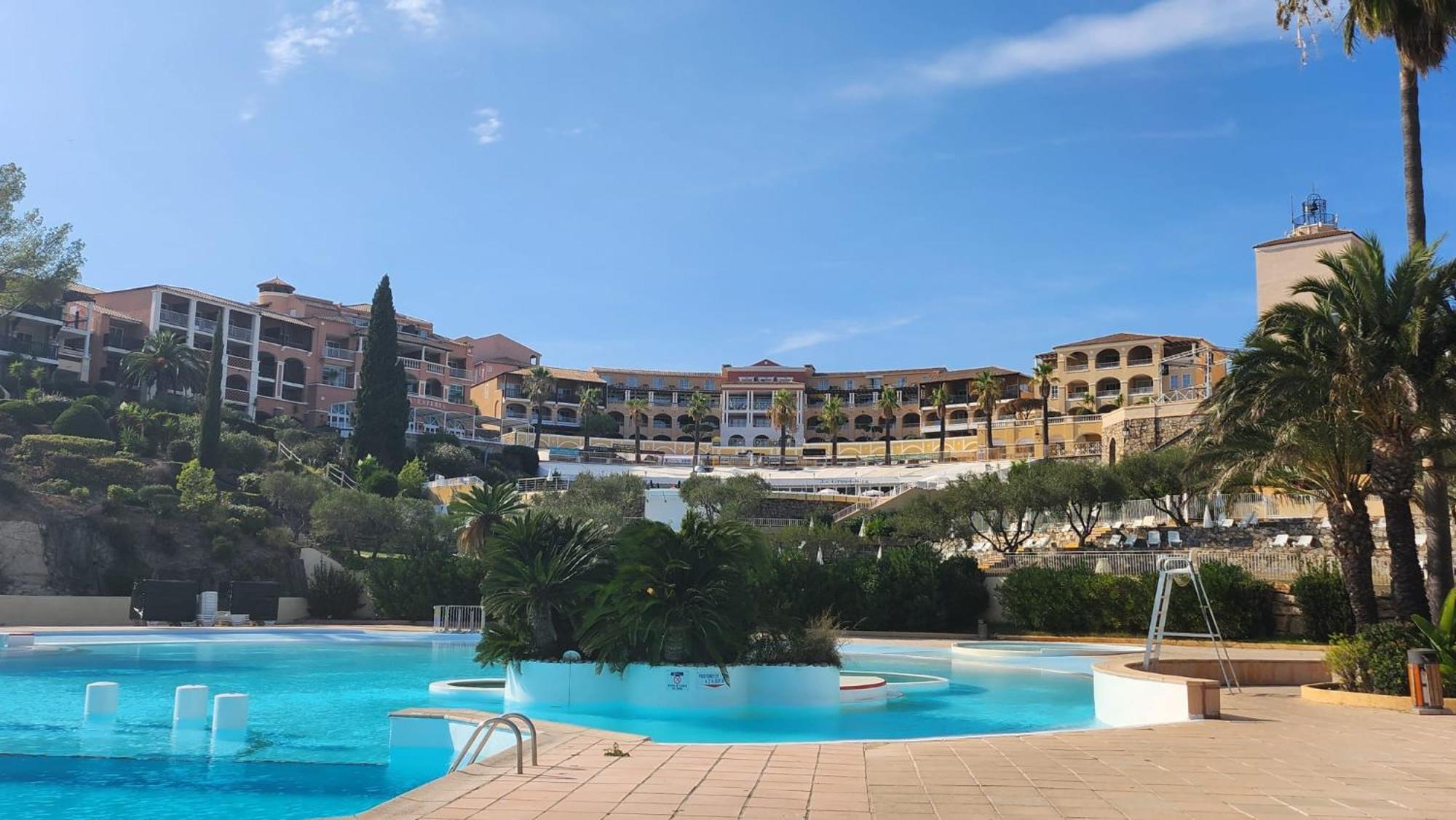 Saint-Raphael- Vue Mer Et Massif De L'Esterel Luaran gambar